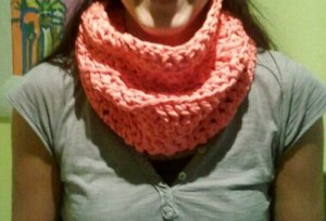 DIY tutorial cuello fular trapillo t-shirt yarn a crochet gigante